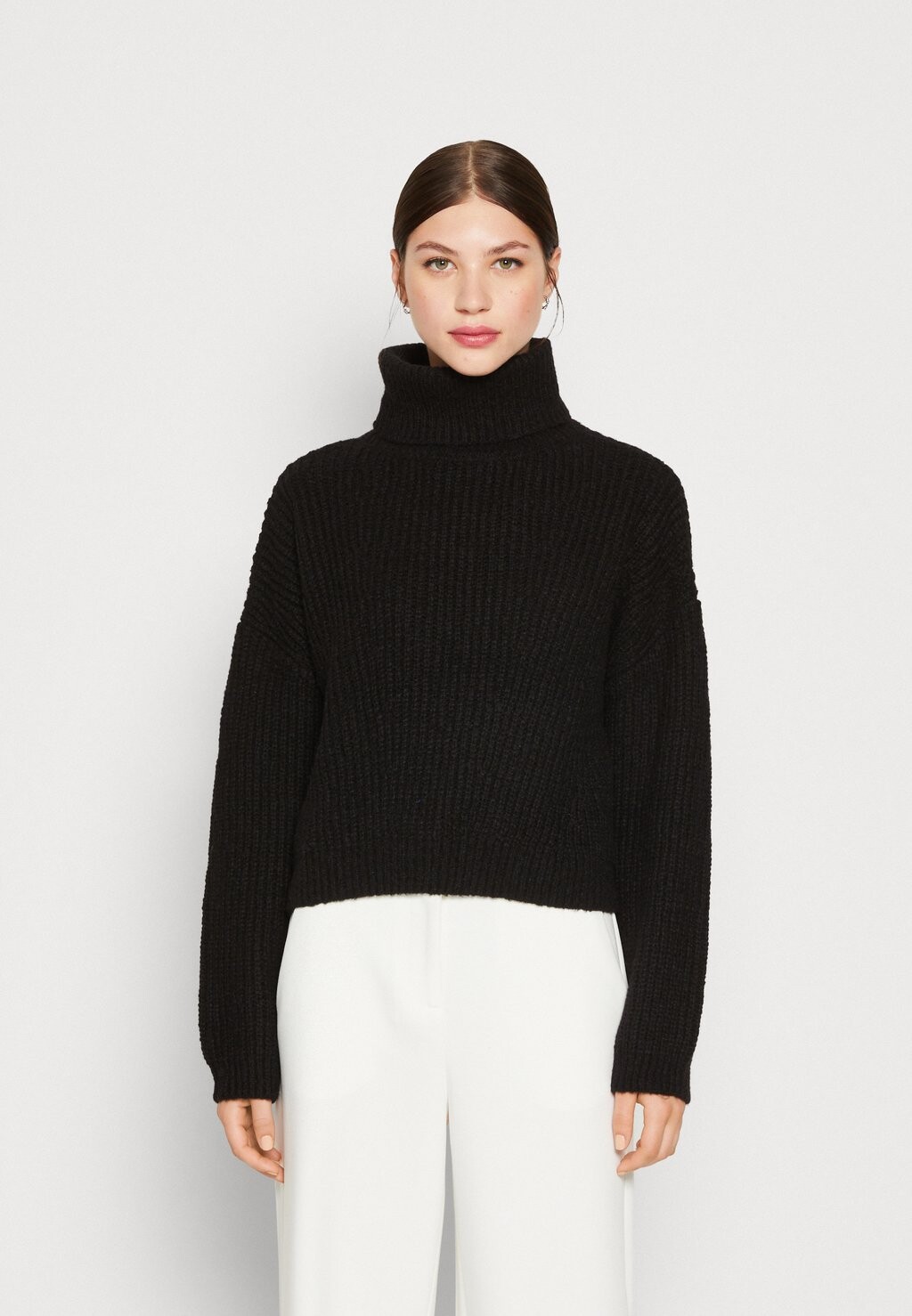 

Свитер PCNUSA T NECK Pieces, черный
