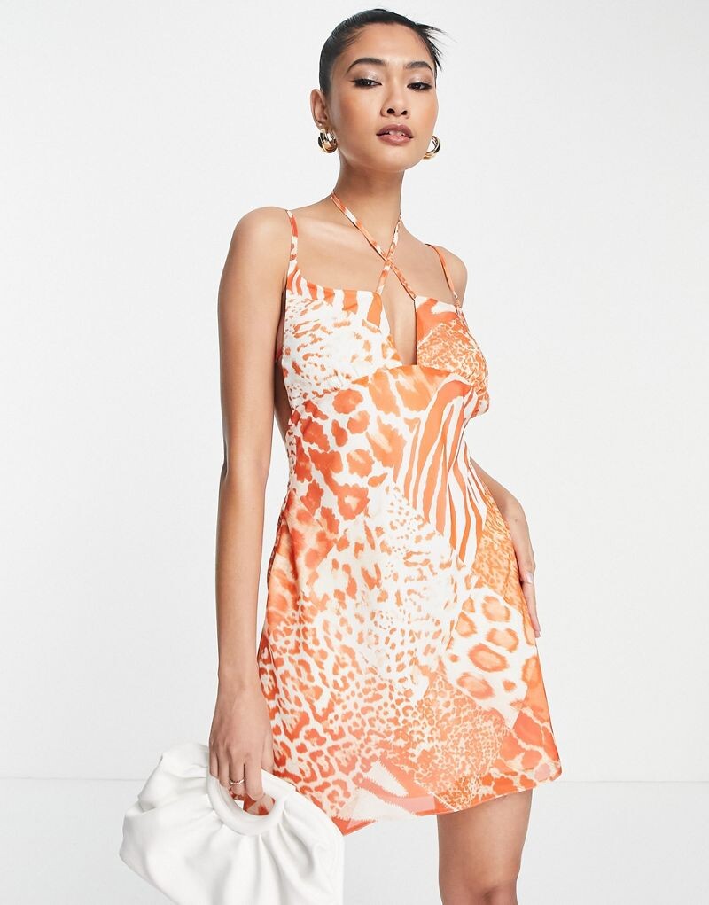 

Мягкое платье мини с завязками спереди ASOS DESIGN