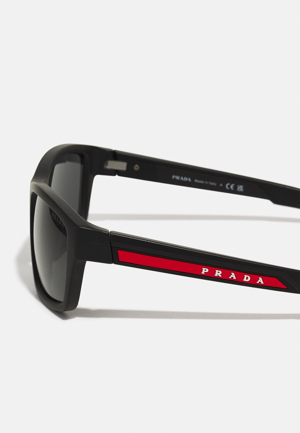

Солнцезащитные очки Unisex Prada Linea Rossa, черный