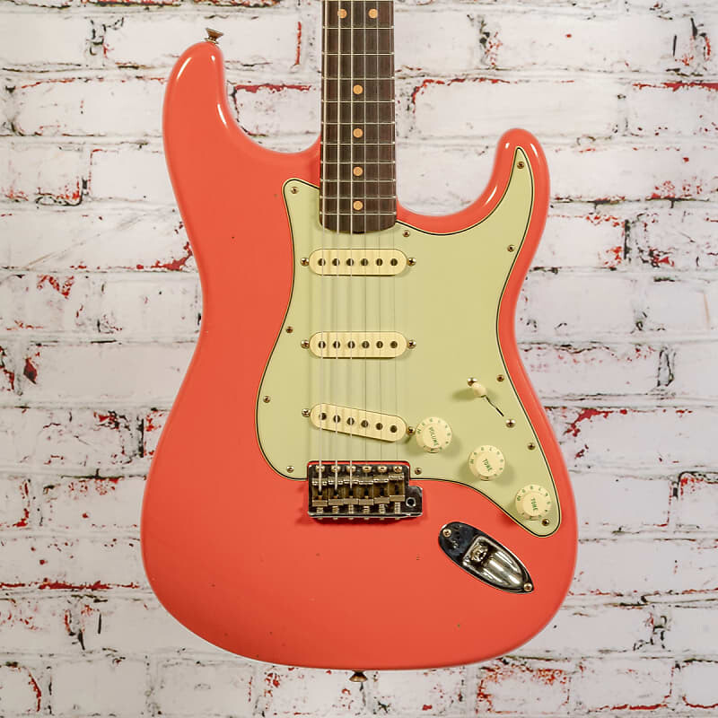 

Электрогитара Fender - B2 Custom Shop '64 Stratocaster - Electric Guitar - Journeyman Relic - Faded Aged Fiesta Red - w/ Custom Shop Hardshell Case - x2770
