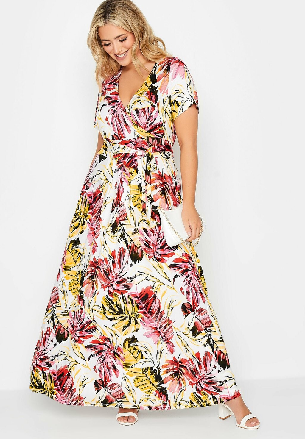 

Длинное платье Yours Clothing, белый