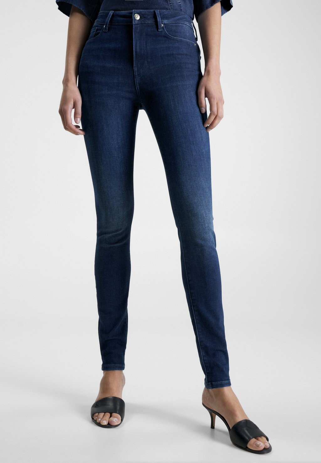 

Джинсы Skinny Fit Tommy Hilfiger