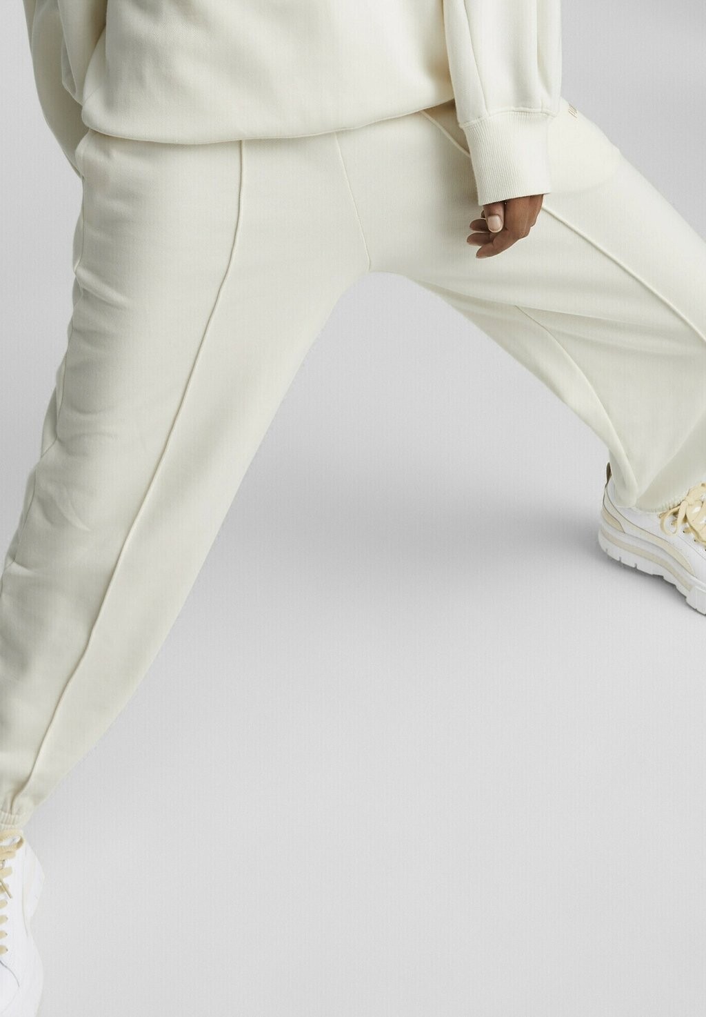

Спортивные брюки Puma