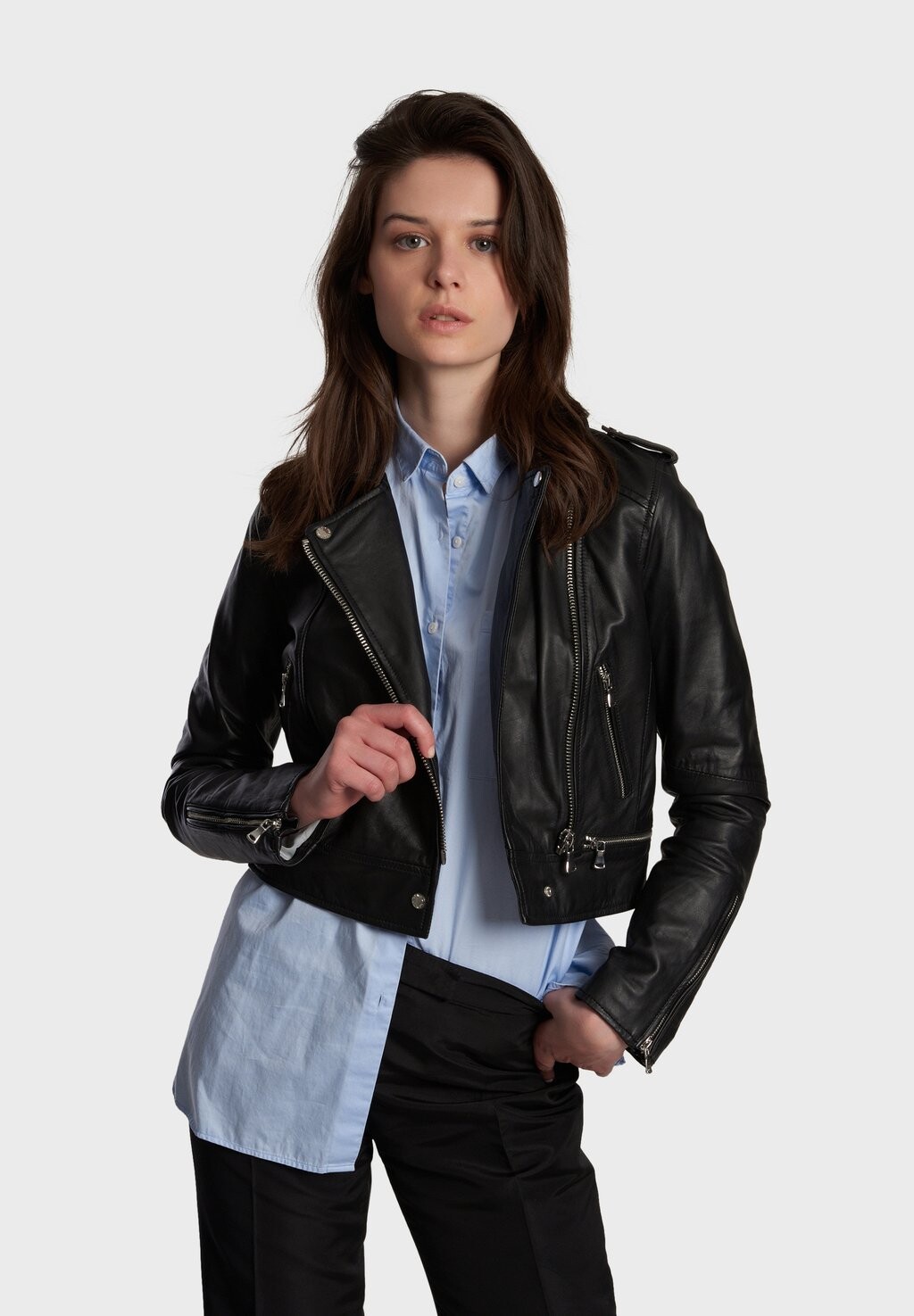 

Кожаная куртка Oakwood