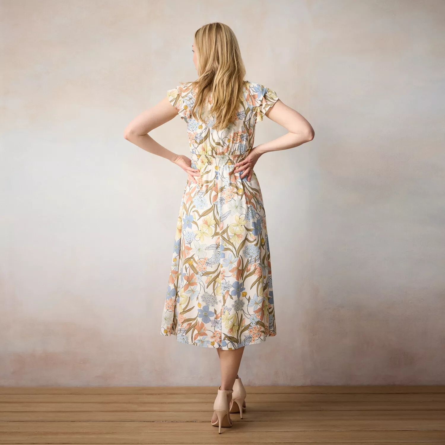 

Женское короткое платье на пуговицах LC Lauren Conrad LC Lauren Conrad, черный