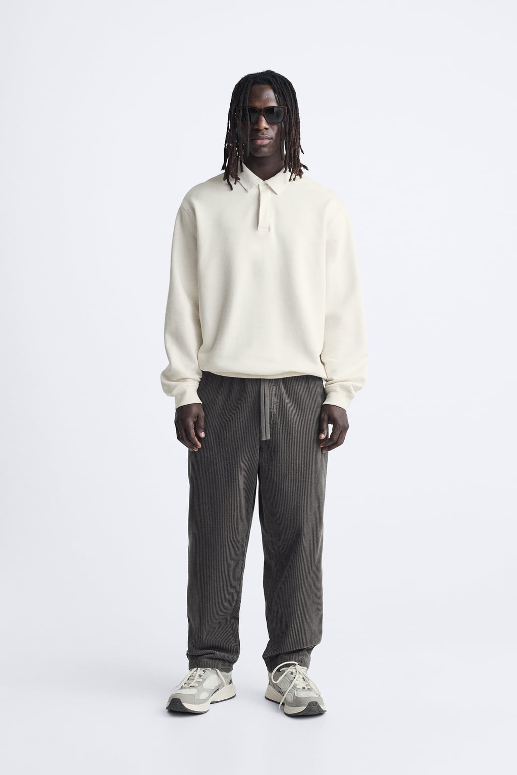 

Вельветовые брюки с завышенной талией ZARA, серый