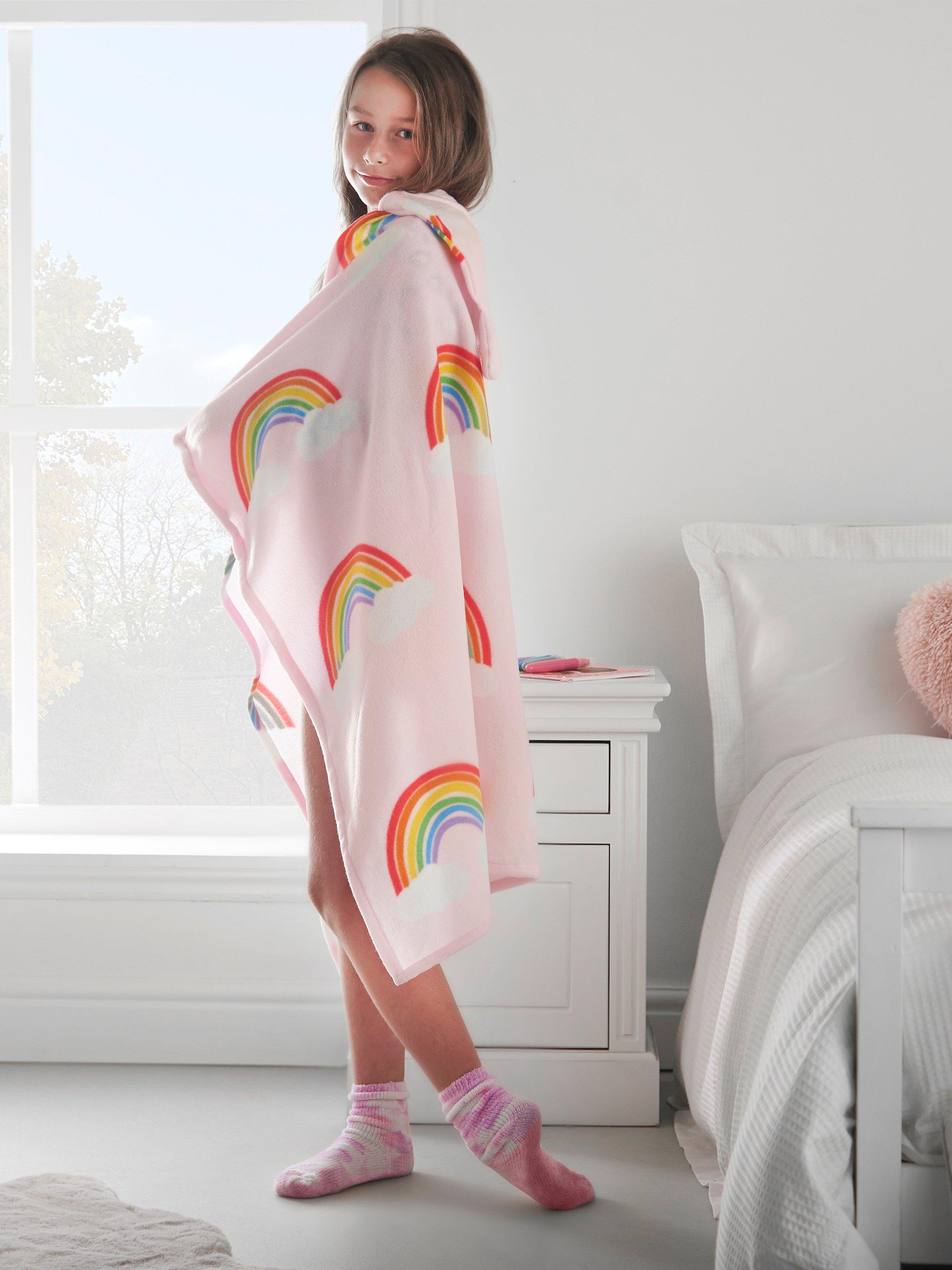 Флисовое одеяло с капюшоном Rainbow Hearts Catherine Lansfield, розовый