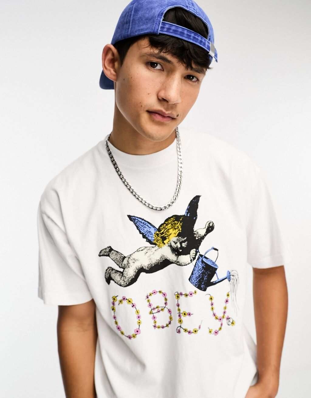 

Белая футболка с ангелочком Obey Flower