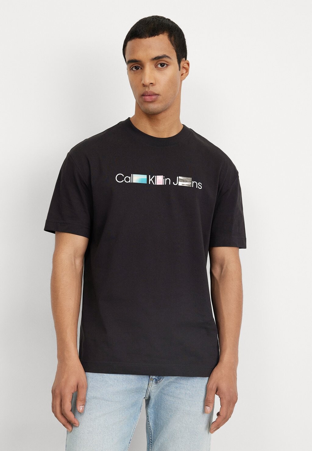 

Футболка с принтом Photoprint Institutional Tee Calvin Klein Jeans, черный