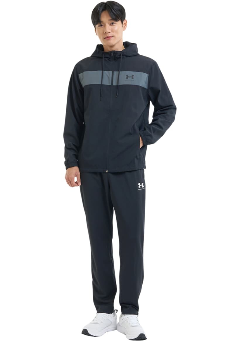 

Футбольные брюки с завязкой на талии Under Armour, черный