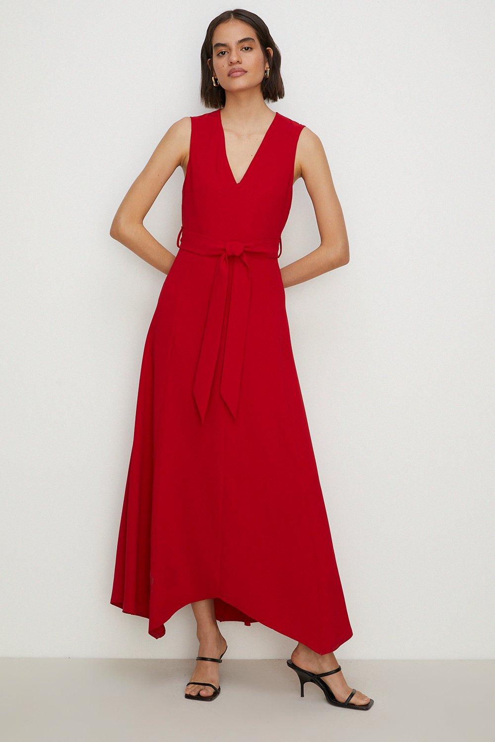 цена Мягкое платье миди премиум-класса с поясом Oasis, красный