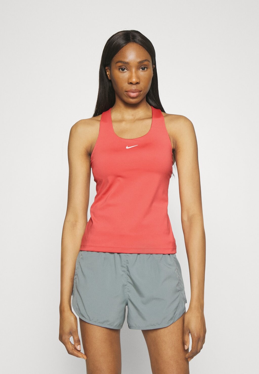 

Топ Nike