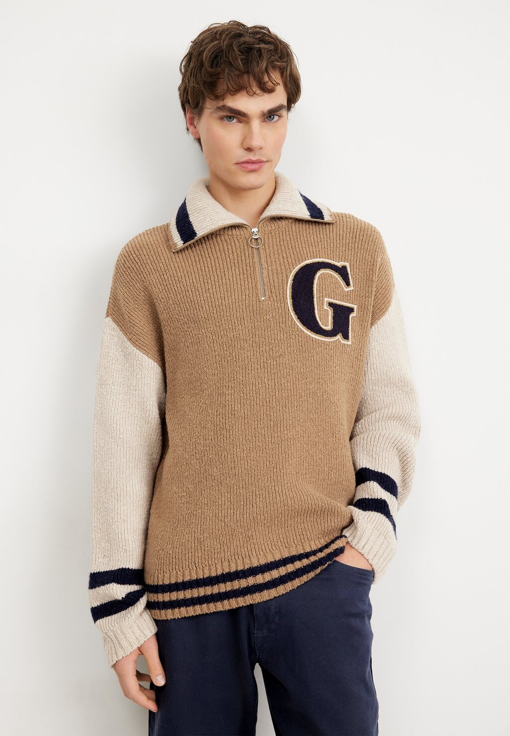 

Свитер LETTERMAN GANT, хаки