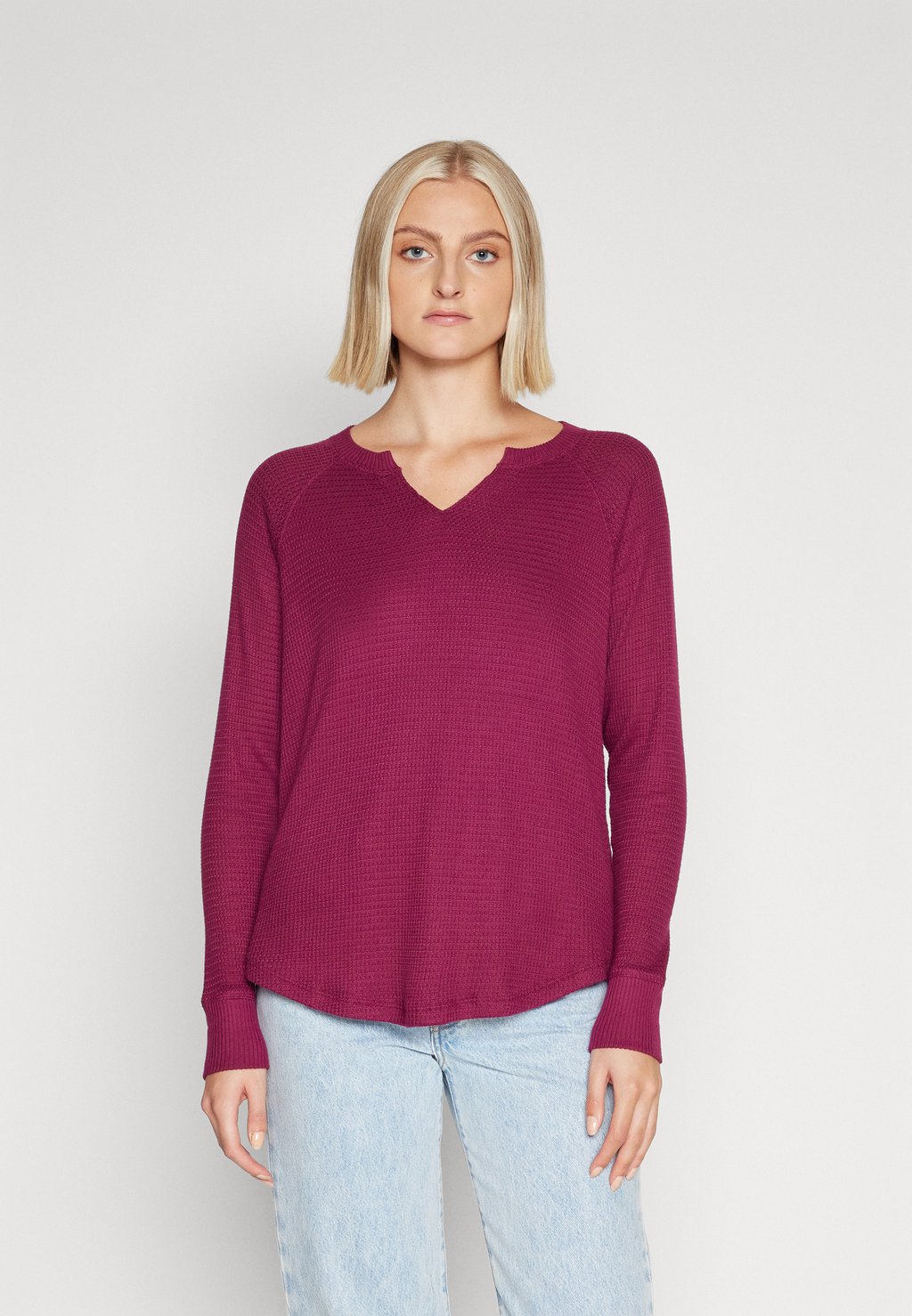 

Свитшот American Eagle NOTCH NECK, красный