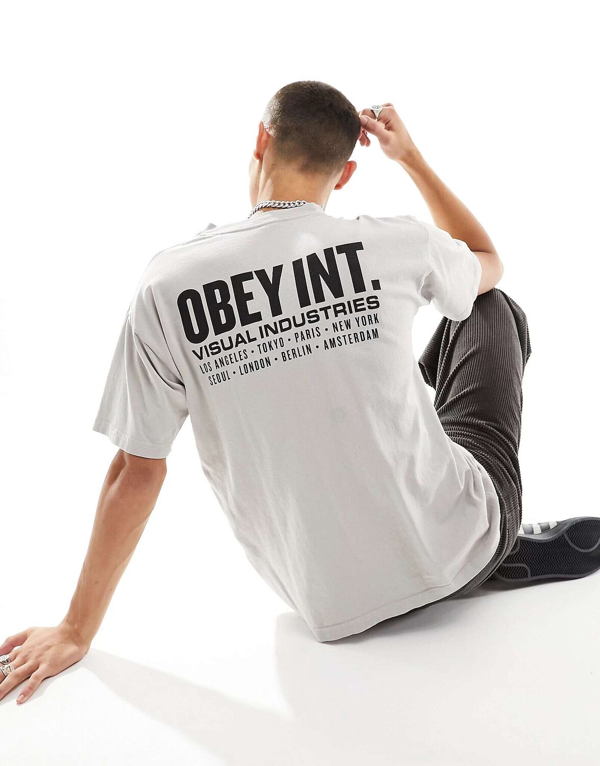 

Бежевая футболка Obey Visual Industries, Бежевый