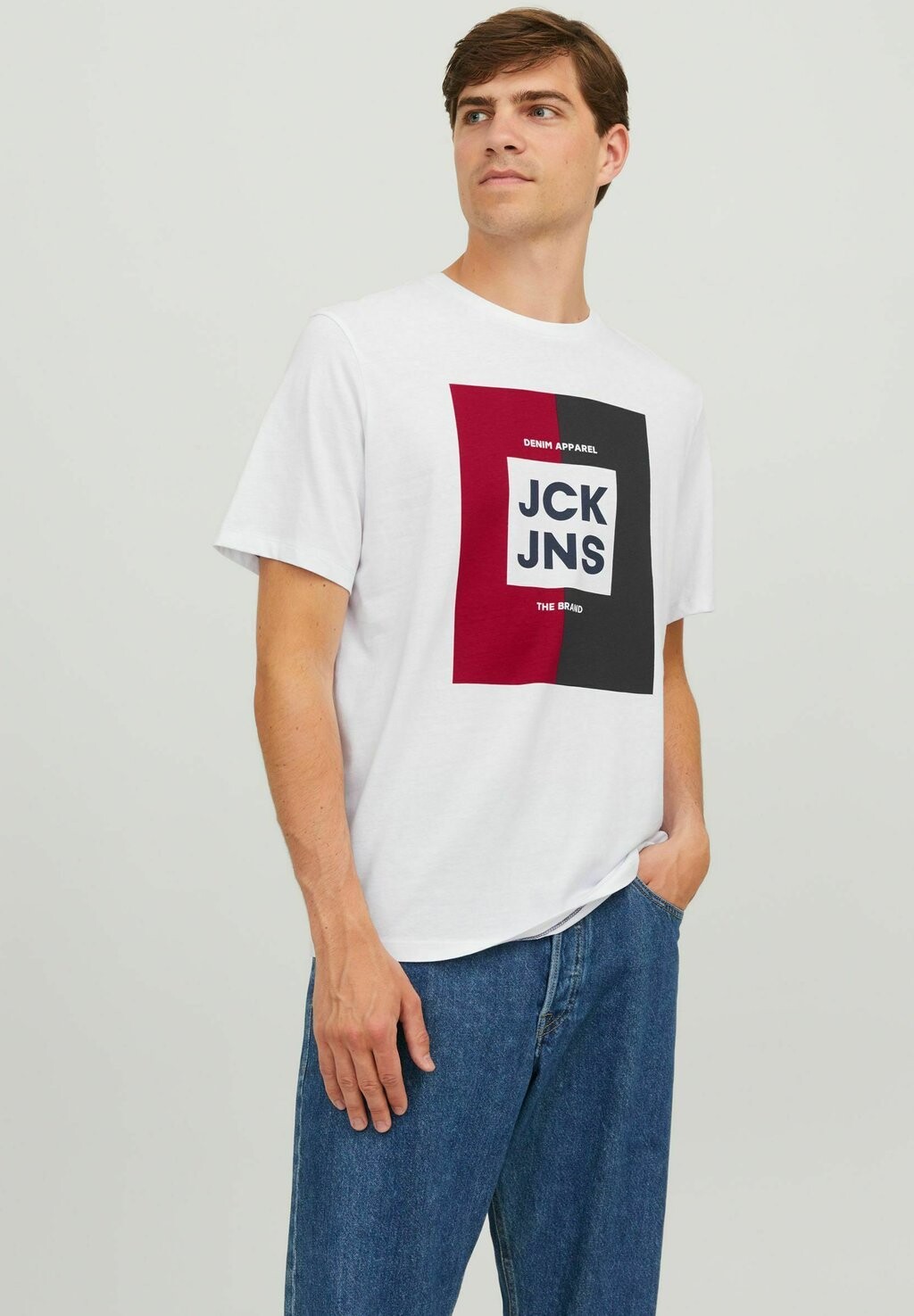 

Футболка с принтом Jack & Jones, черный