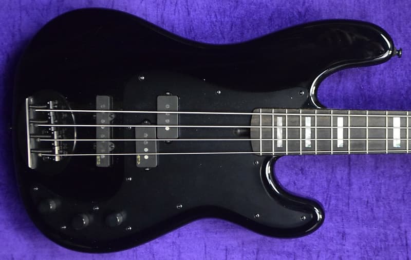 Басс гитара Lakland Skyline 44-64 GZ, Black Gloss /Ebony / Geezer Butler EMGs smesitel ganzer gz 17041