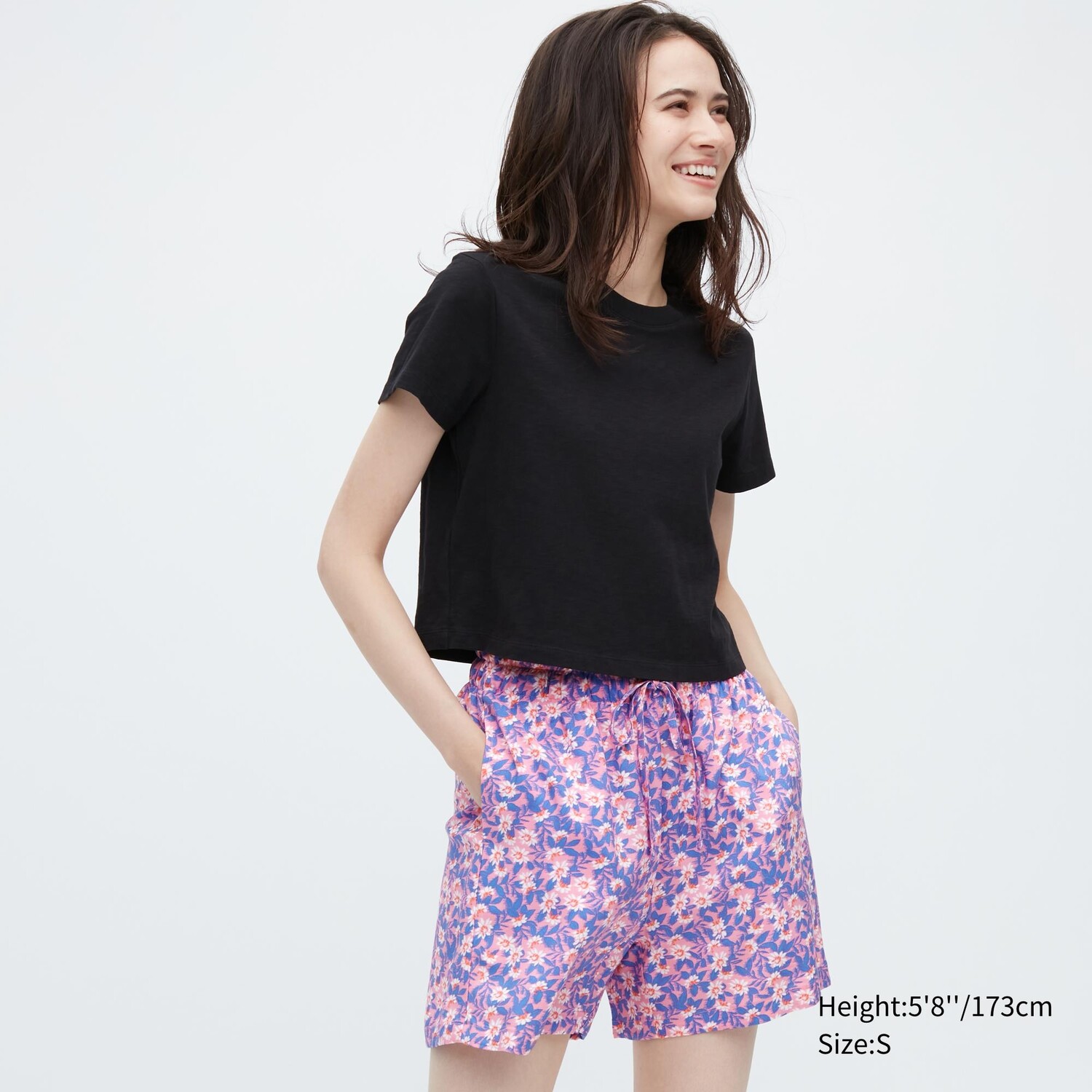 

Легкие шорты из искусственного шелка с принтом Uniqlo, розовый