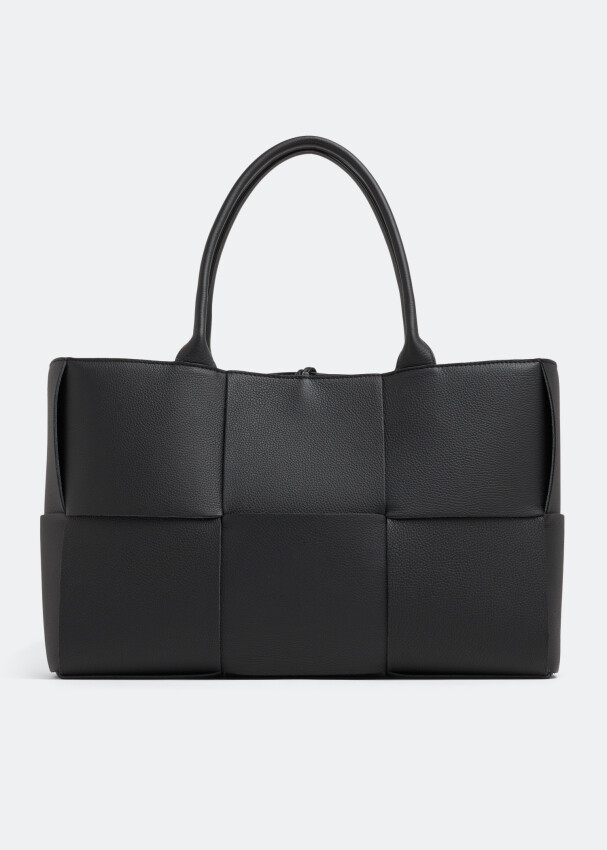 

Сумка-тоут Bottega Veneta Medium Arco, черный
