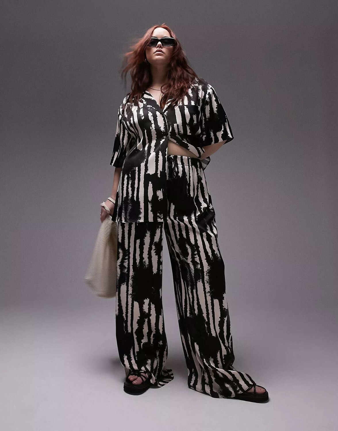 

Разноцветные брюки Topshop Curve с широкими штанинами и широкими штанинами из атласного шнура