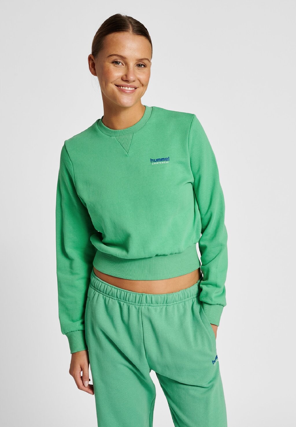 

Толстовка Hummel