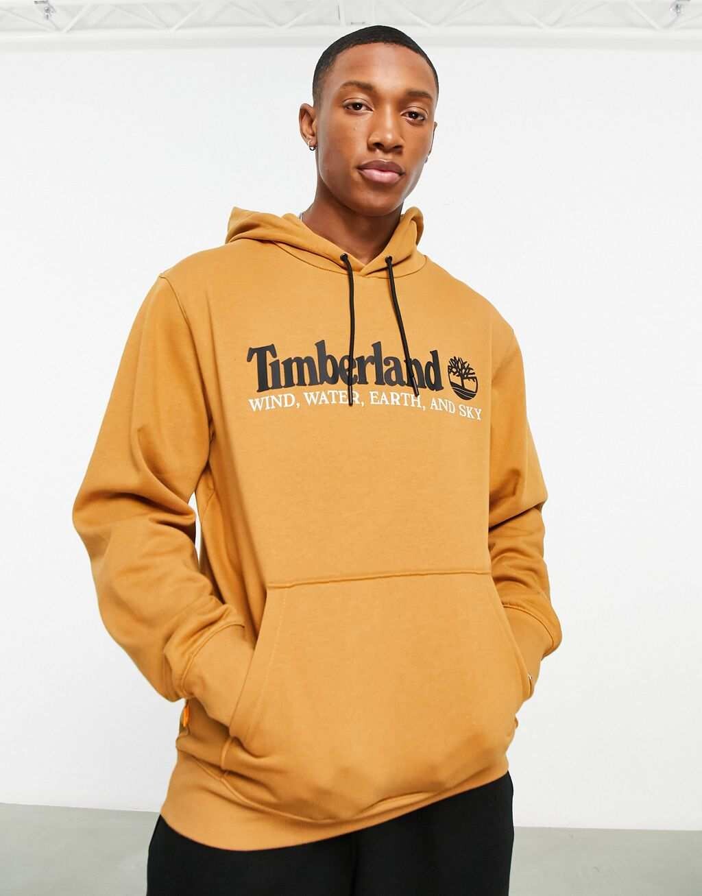 

Худи Timberland пшеничного цвета