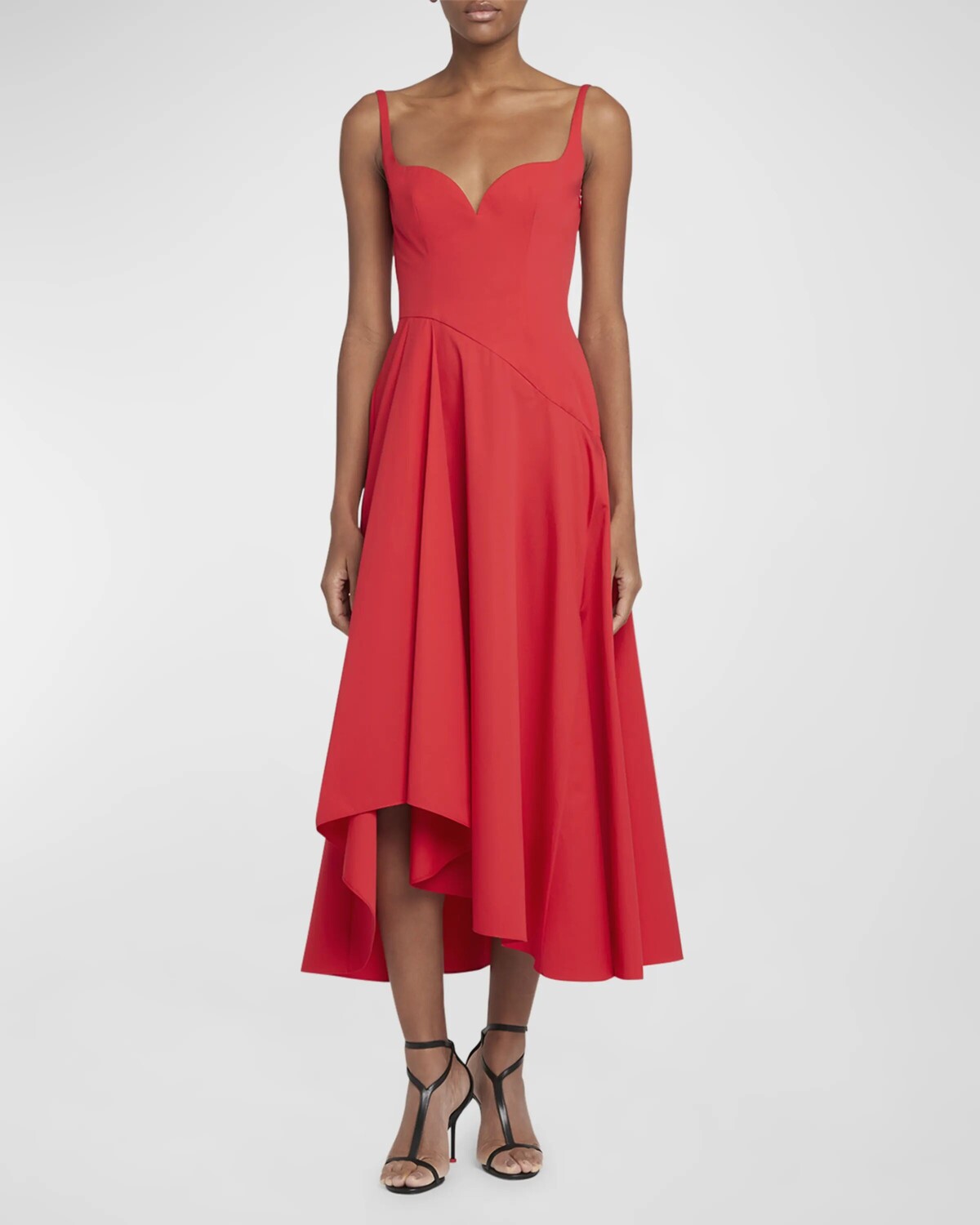 

Платье-миди Sweetheart и асимметричная юбка Alexander McQueen, цвет Love Red