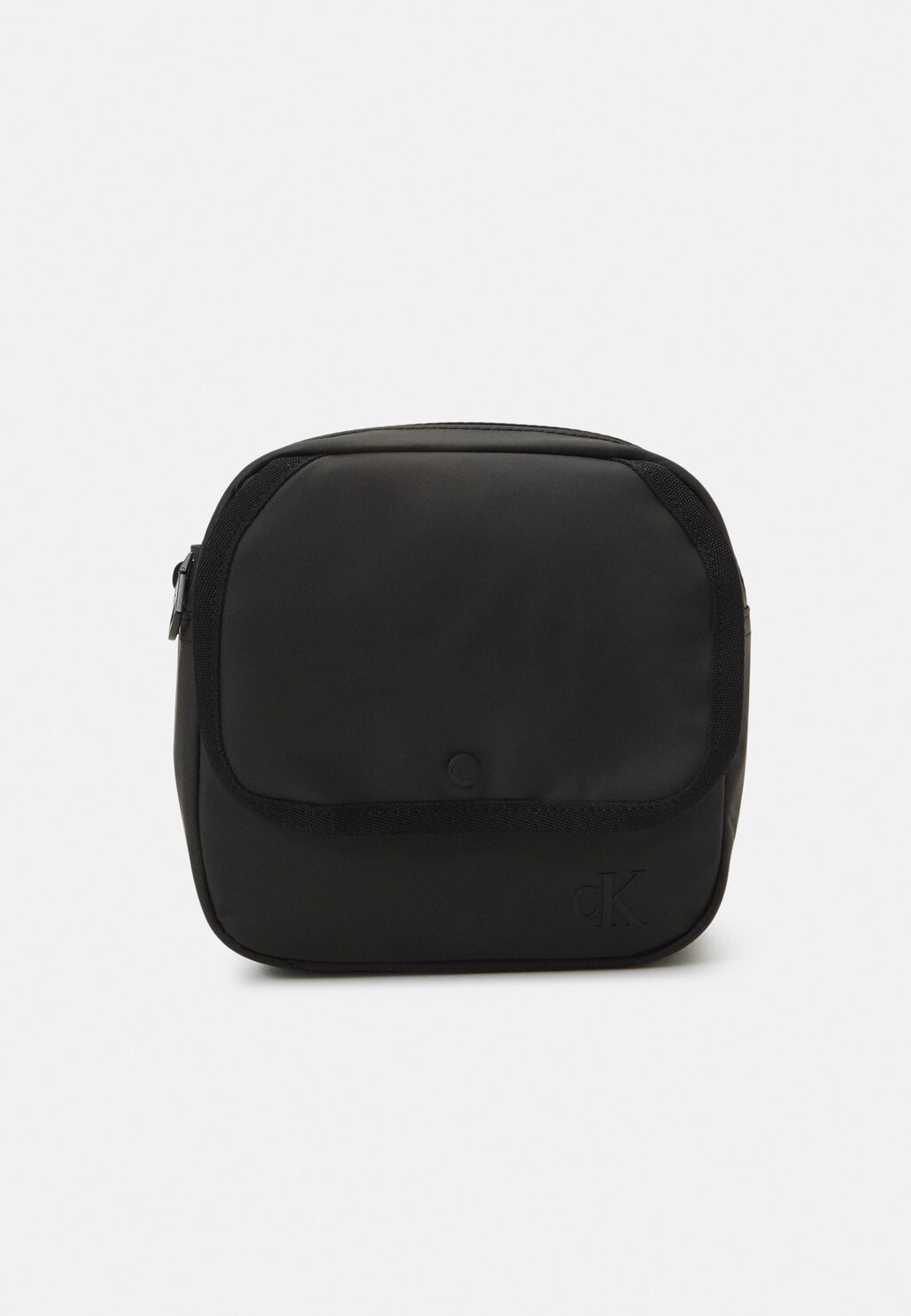 

Поясная сумка ULTRALIGHT WAISTBAG UNISEX Calvin Klein Jeans, цвет black
