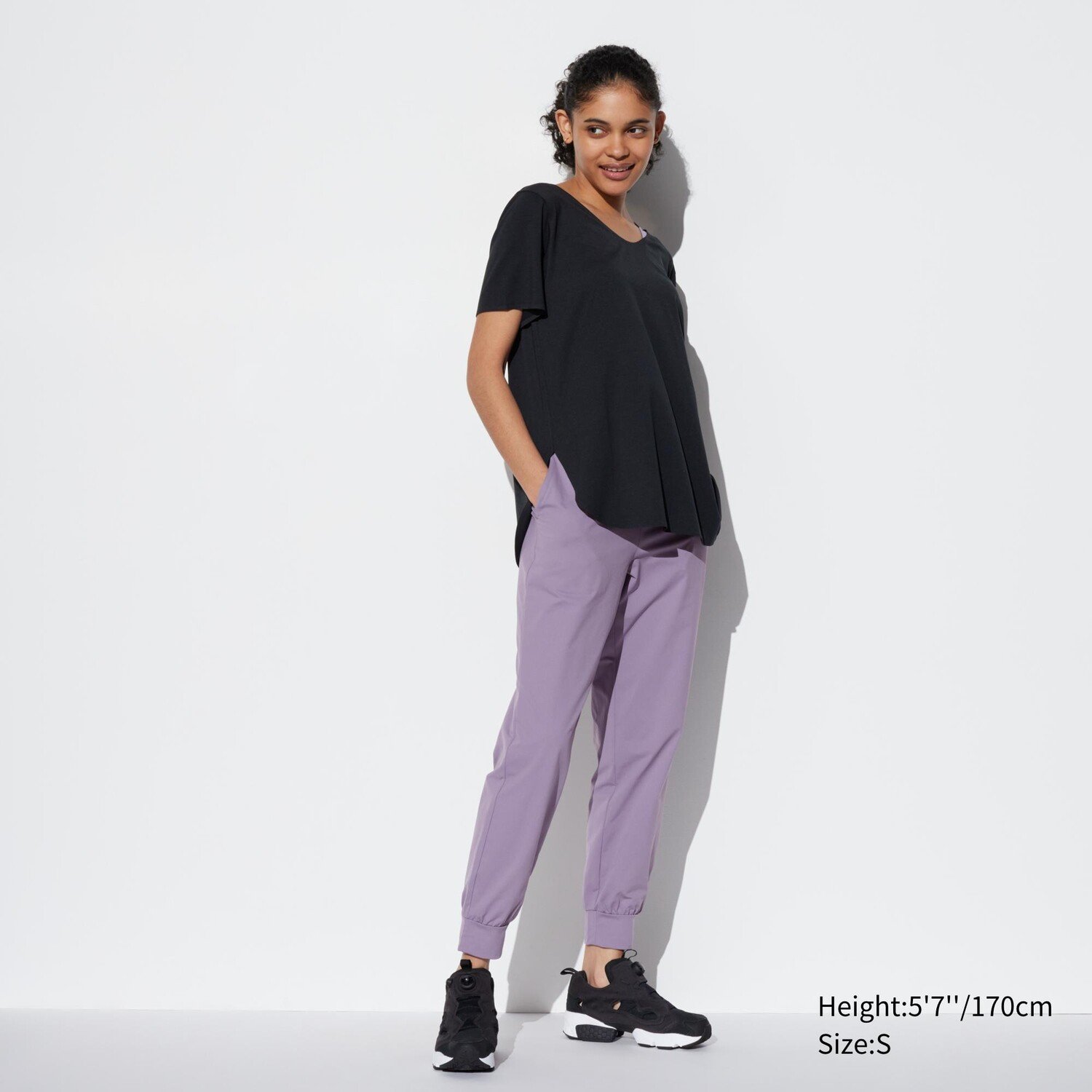 

Ультрастрейч-джоггеры airism UNIQLO, фиолетовый