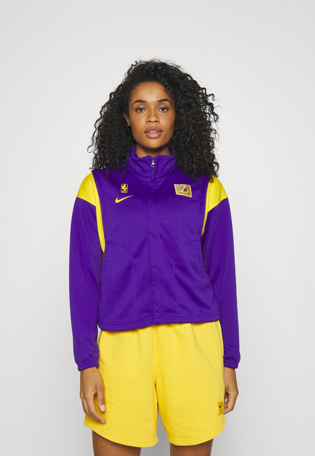 

Куртка спортивная Nike, фиолетовый