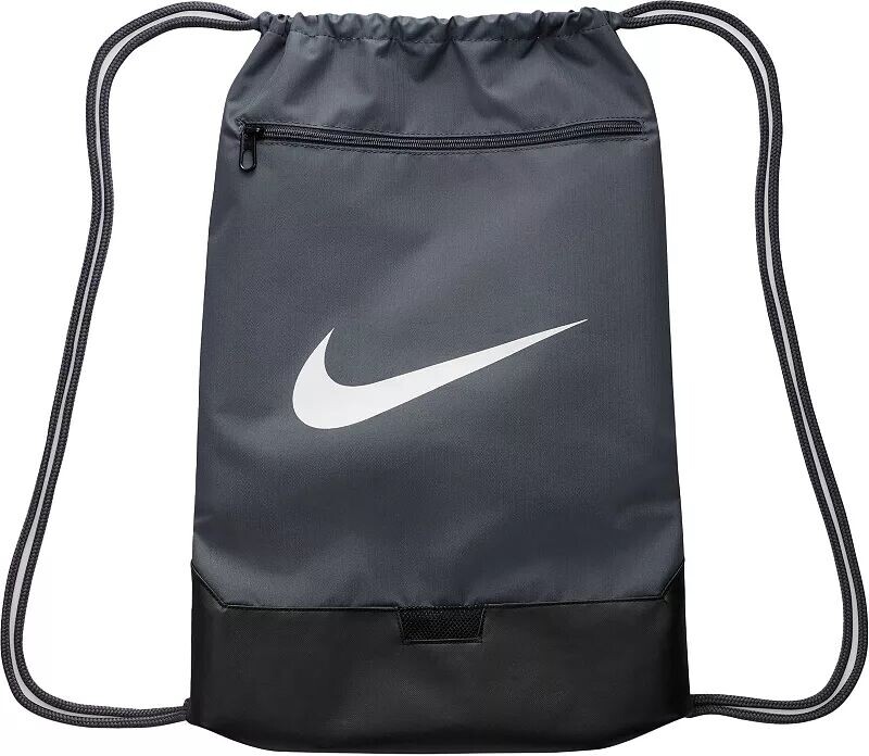 

Спортивная сумка Nike Brasilia 9.5 (18 л), мультиколор