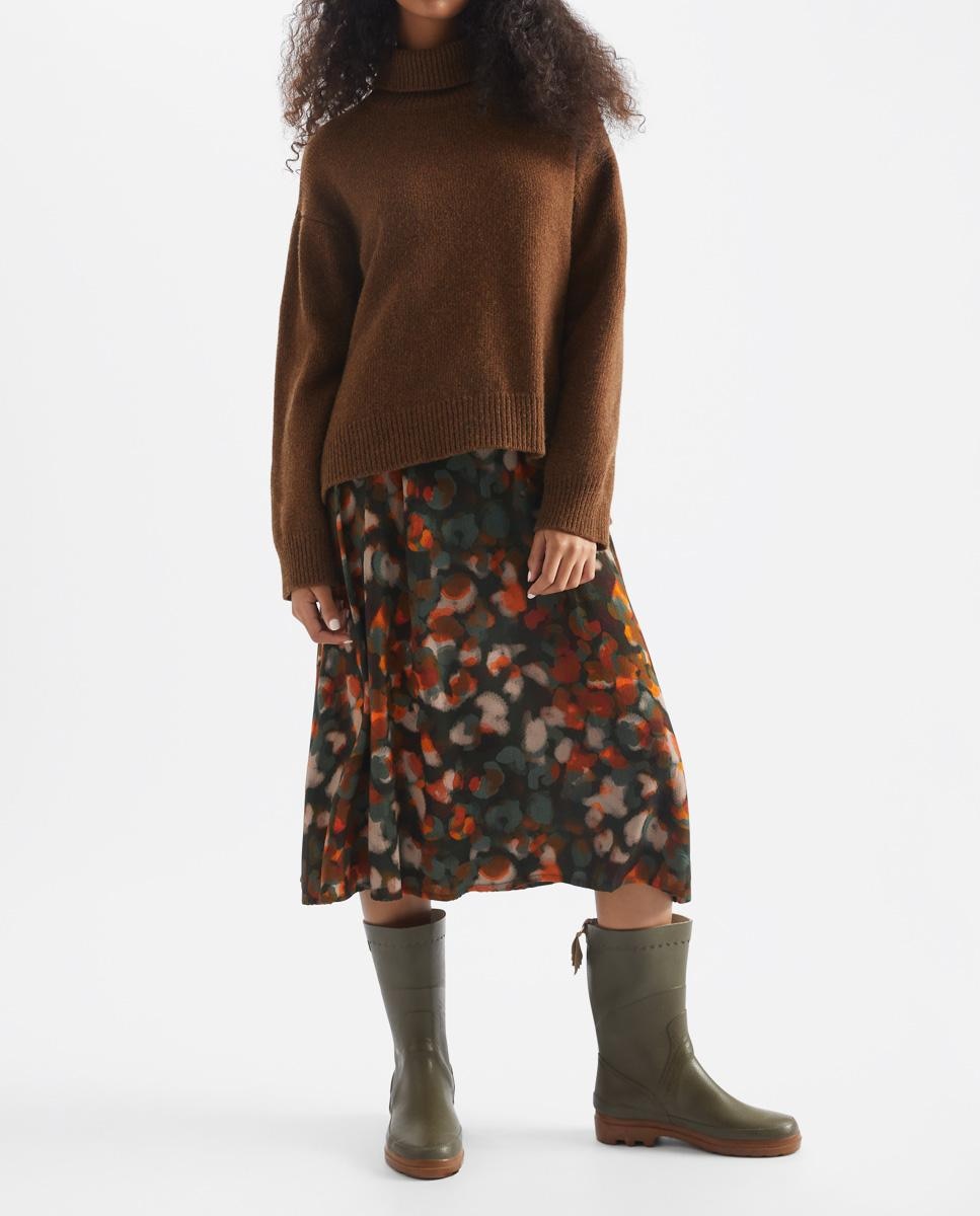Вязаный женский свитер с высоким воротником Loreak Mendian, темно коричневый цена и фото