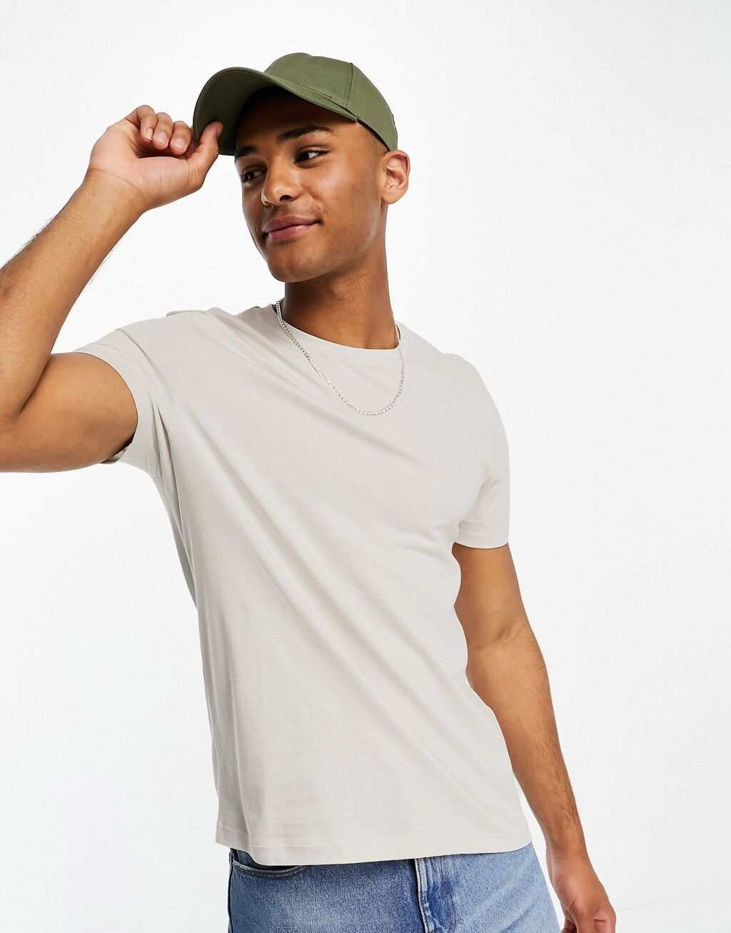 

Пыльно-серая футболка с круглым вырезом ASOS DESIGN, Серый
