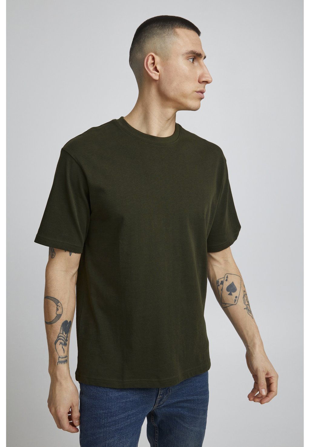 Базовая футболка Solid, оливковый футболка базовая sdtino solid серый