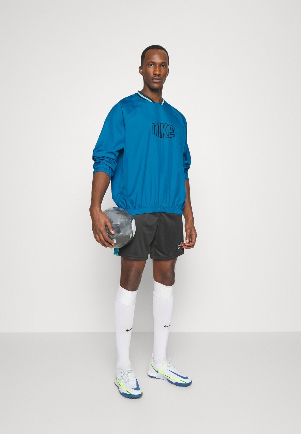 

Толстовка Nike