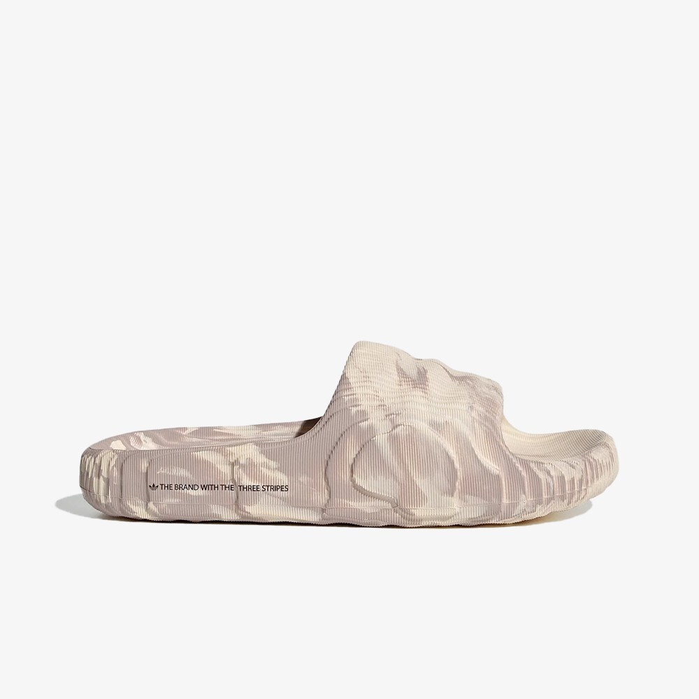 

Кроссовки Adilette 22 'Wonder Taupe' adidas, мультиколор