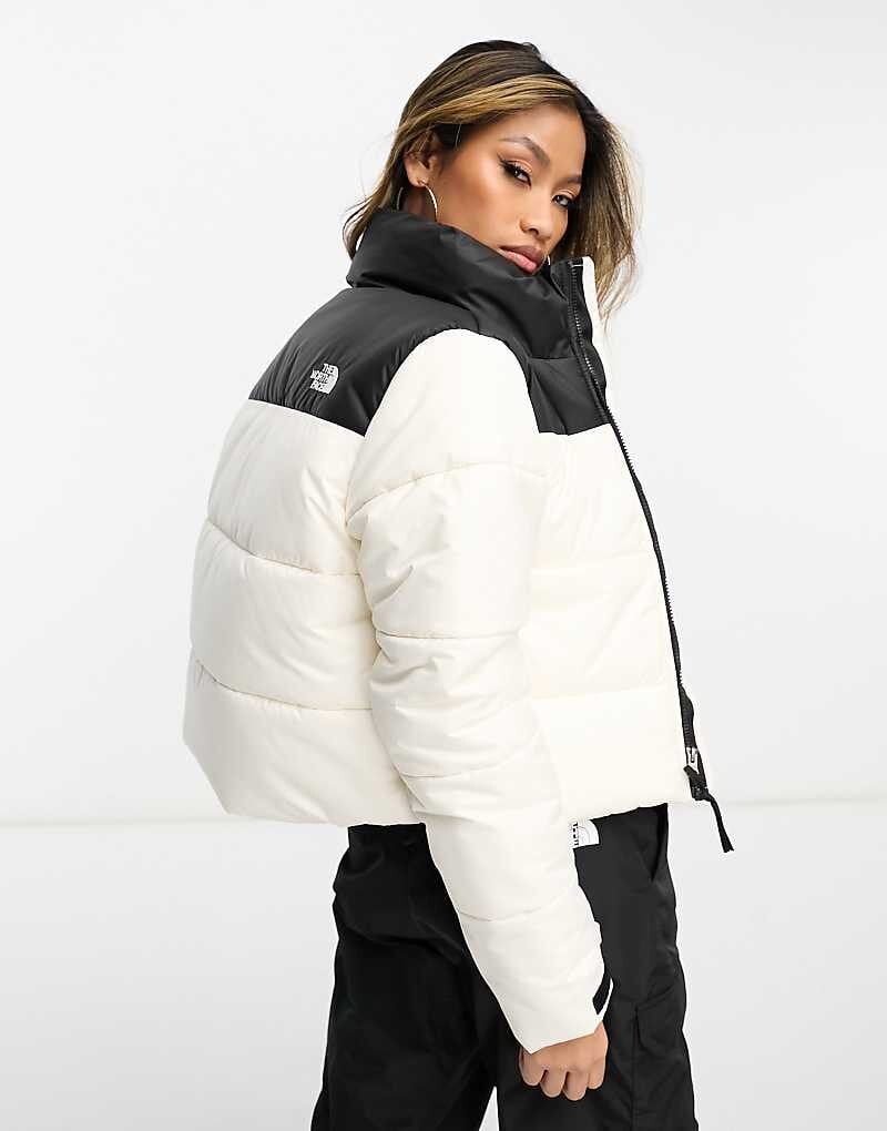 

The North Face – Saikuru – Укороченный пуховик кремового цвета – только на ASOS