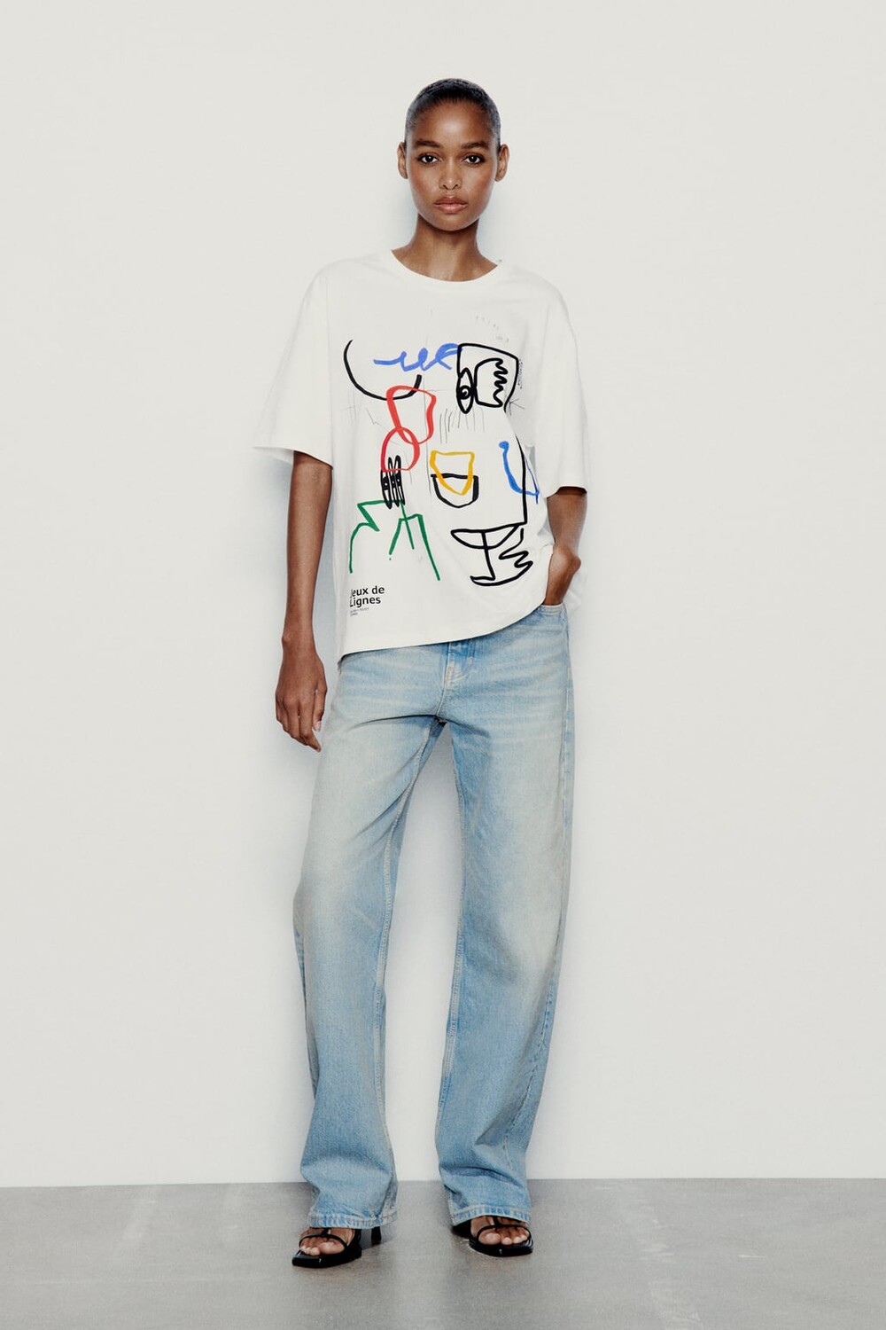 

Футболка arty с вышивкой ZARA, белый