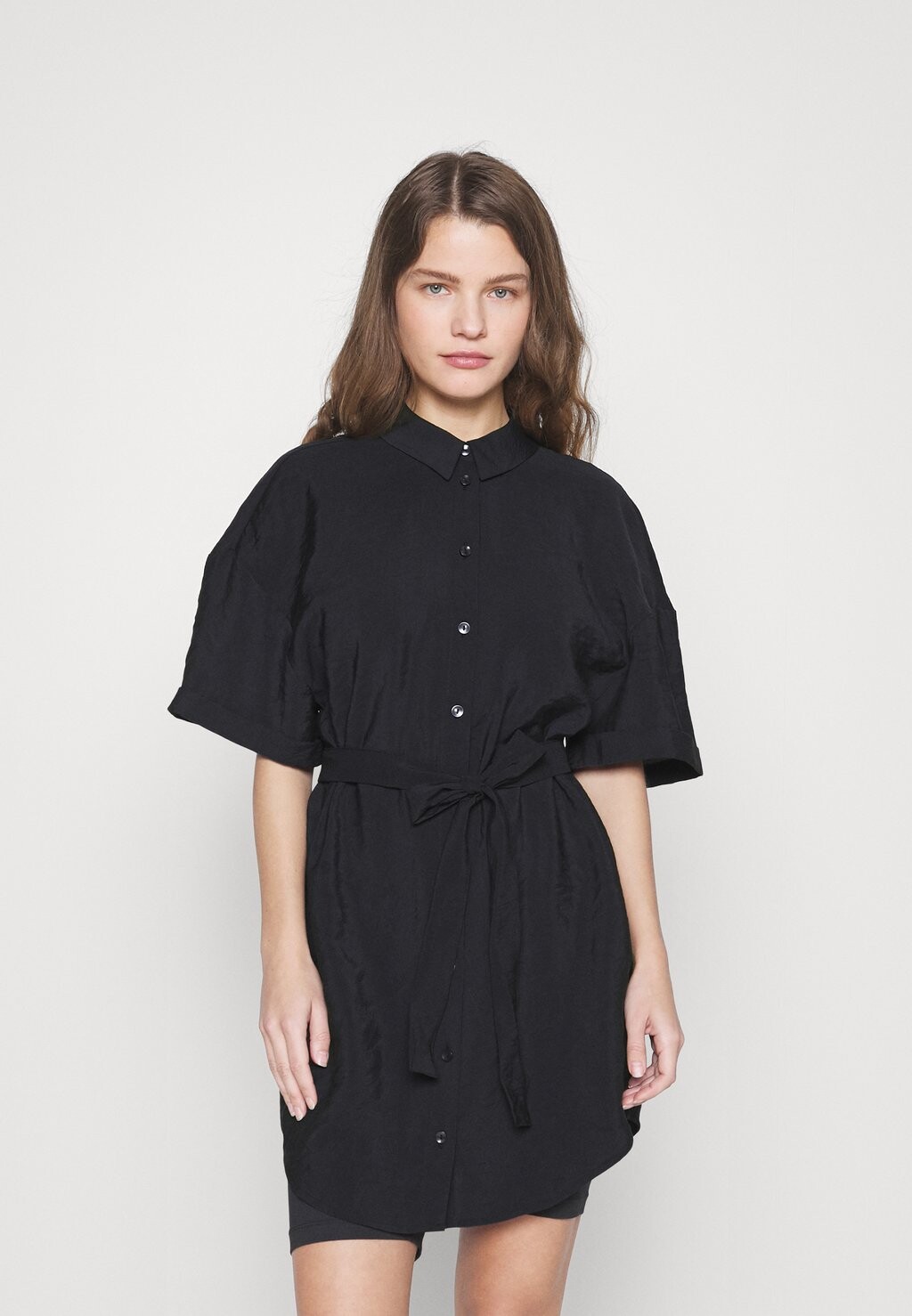 

Платье-рубашка Vero Moda, черный
