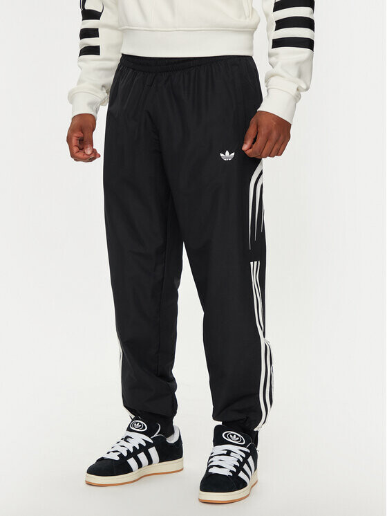 

Спортивные брюки regular fit Adidas, черный