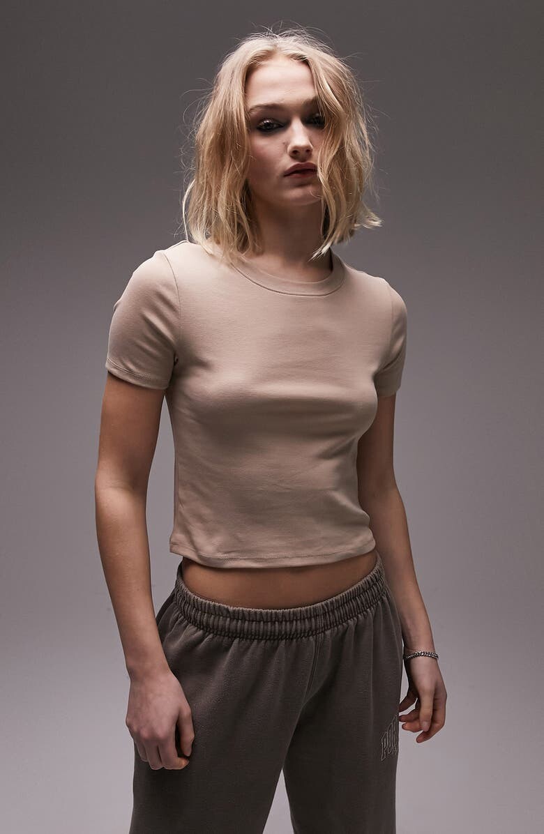 

Повседневная укороченная футболка с круглым вырезом TOPSHOP