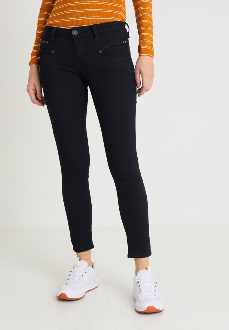 

Джинсы Skinny Fit Freeman T. Porter
