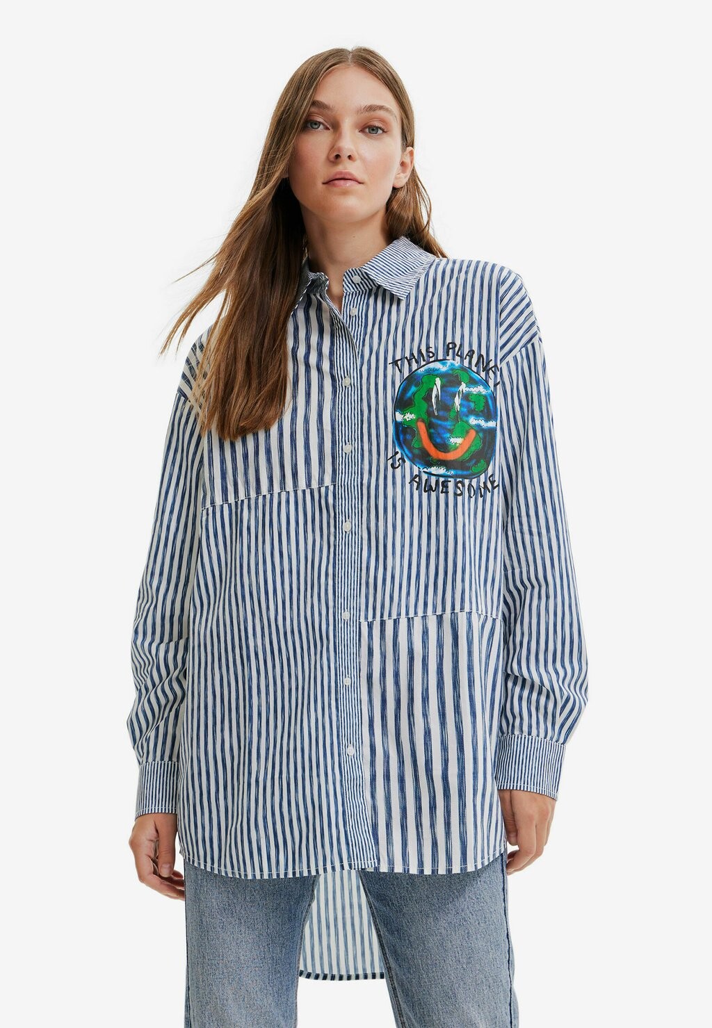 

Рубашка Desigual, белый