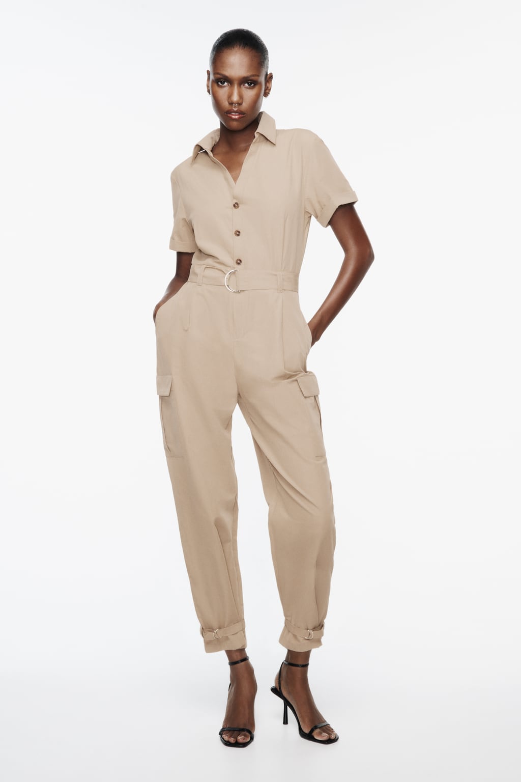 

Комбинезон карго с поясом ZARA, кэмел
