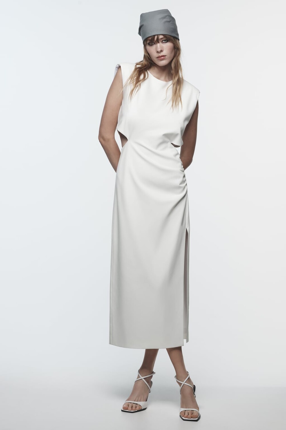 

Платье миди с вырезом ZARA, экру