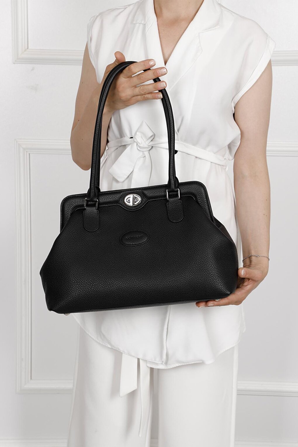 Платиновая женская сумка через плечо и сумка большого размера из натуральной кожи B8397 GÖNDERİ(R), черный