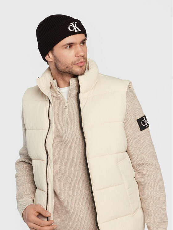 

Кепка Calvin Klein, черный