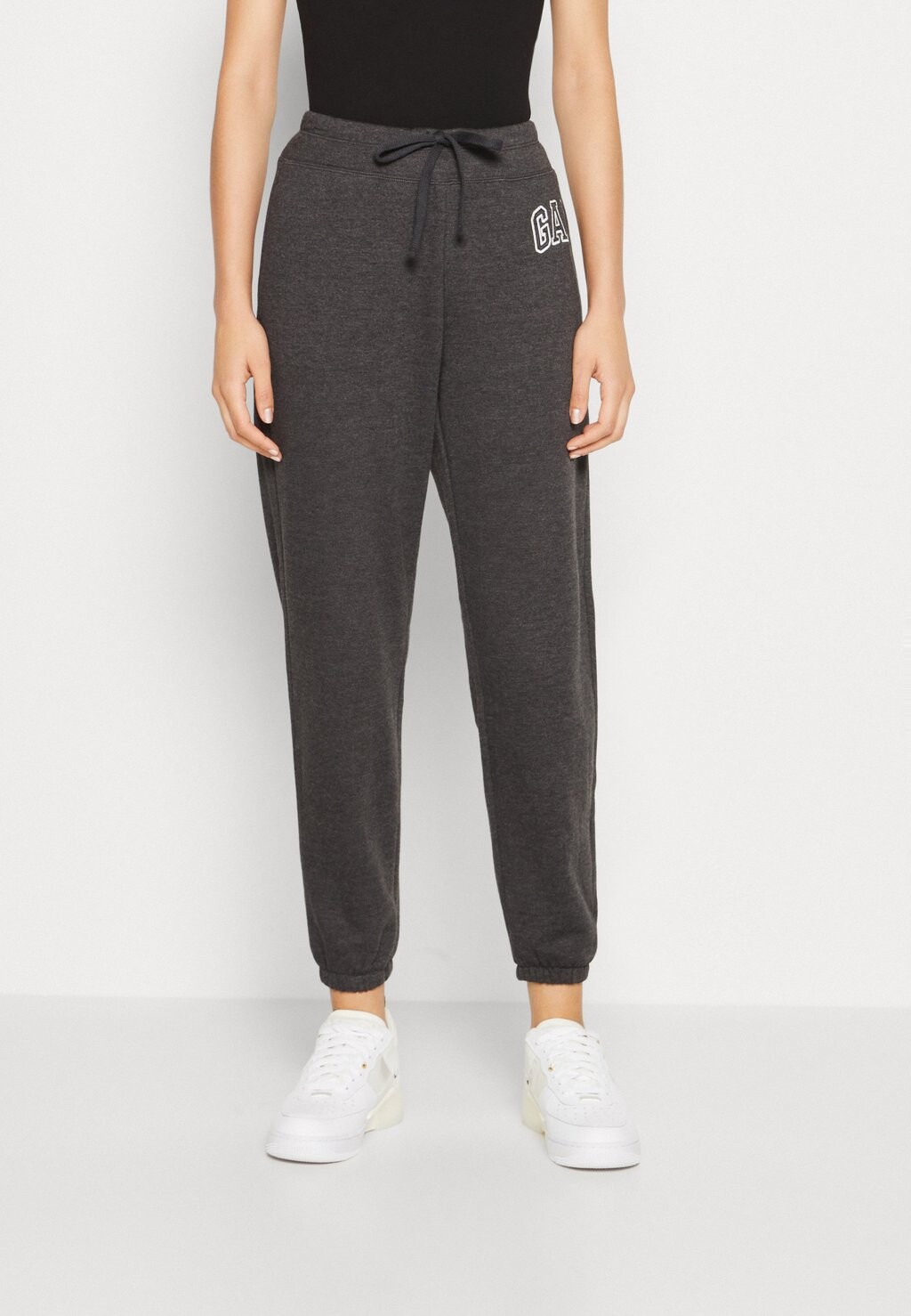 

Спортивные брюки GAP, Серый