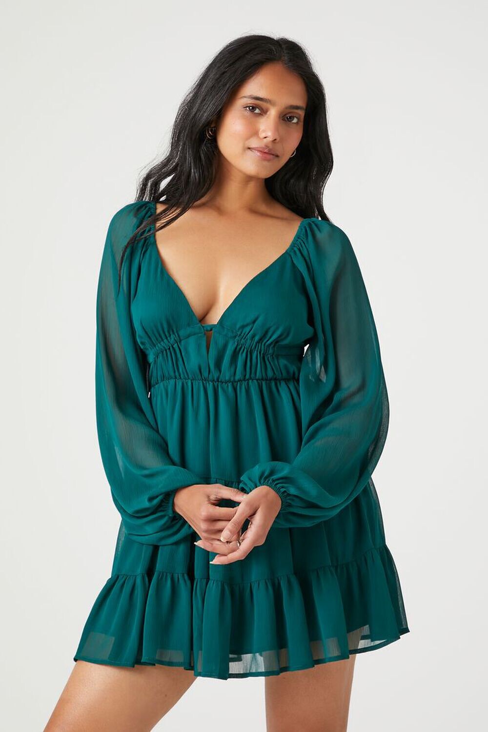 

Многоярусное платье Babydoll с глубоким вырезом Forever 21, зеленый