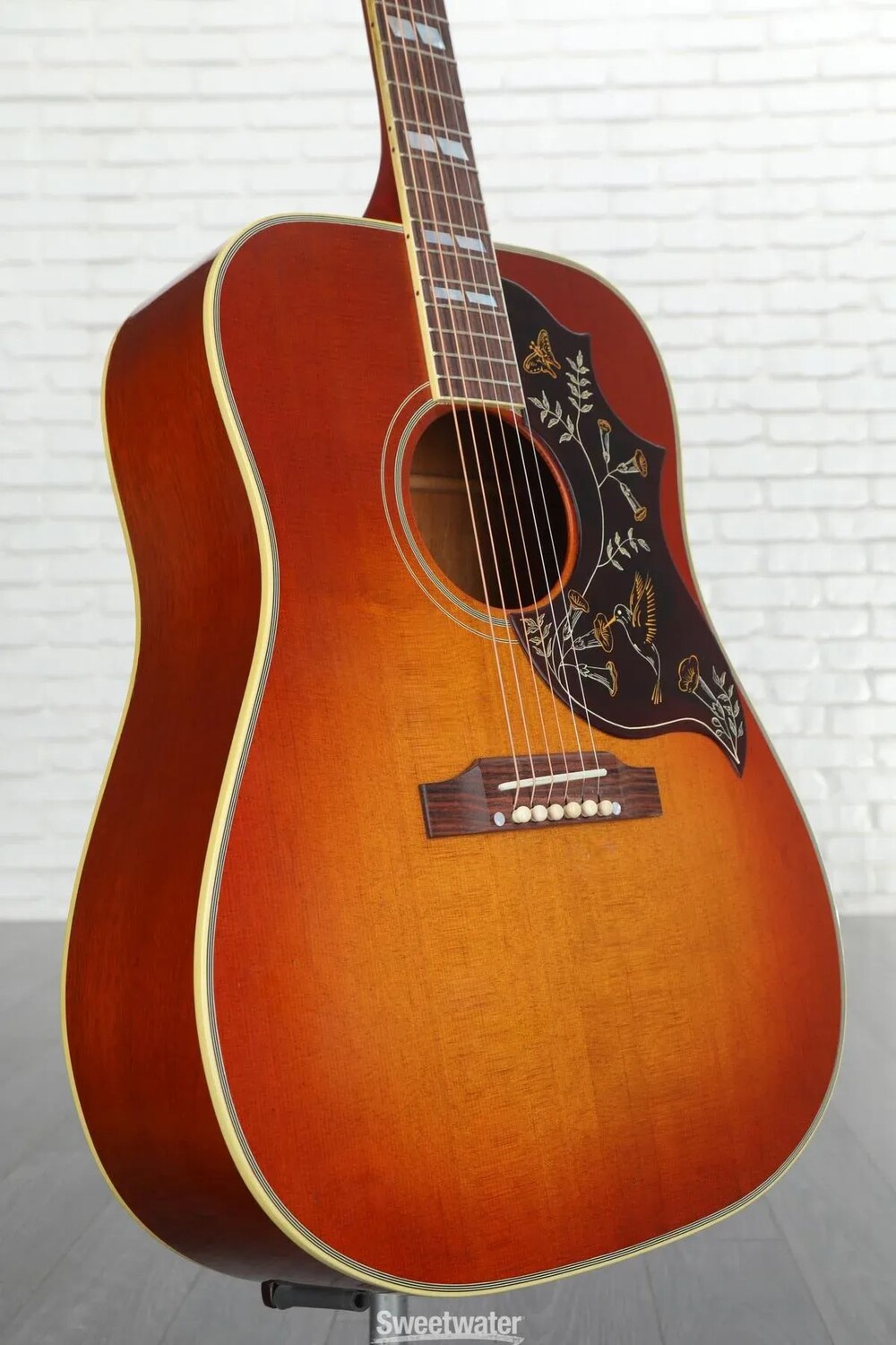 

Новая акустическая гитара Gibson Acoustic 1960 Hummingbird Murphy Lab светлого возраста — Cherry Sunburst